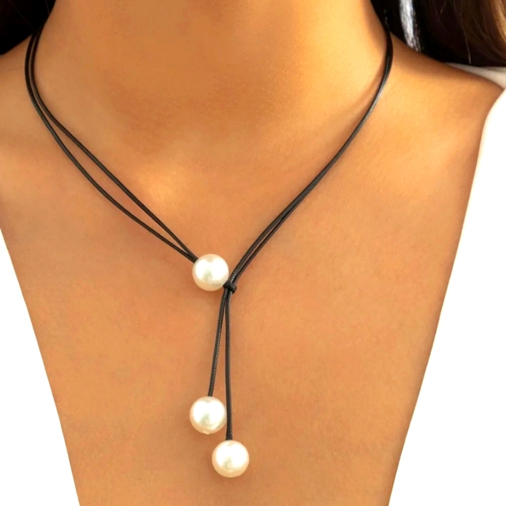 Leather  Necklace, Artificial Pearl